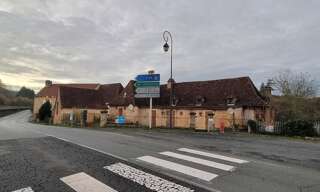 Maison 9 Pièces 326 m² à vendre à Les Eyzies (24620)