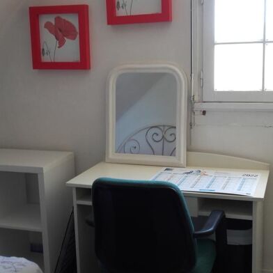 Appartement 1 pièces 360 €