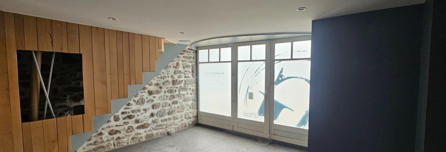 Immeuble  70 m² à vendre à Chaudes-Aigues (15110)