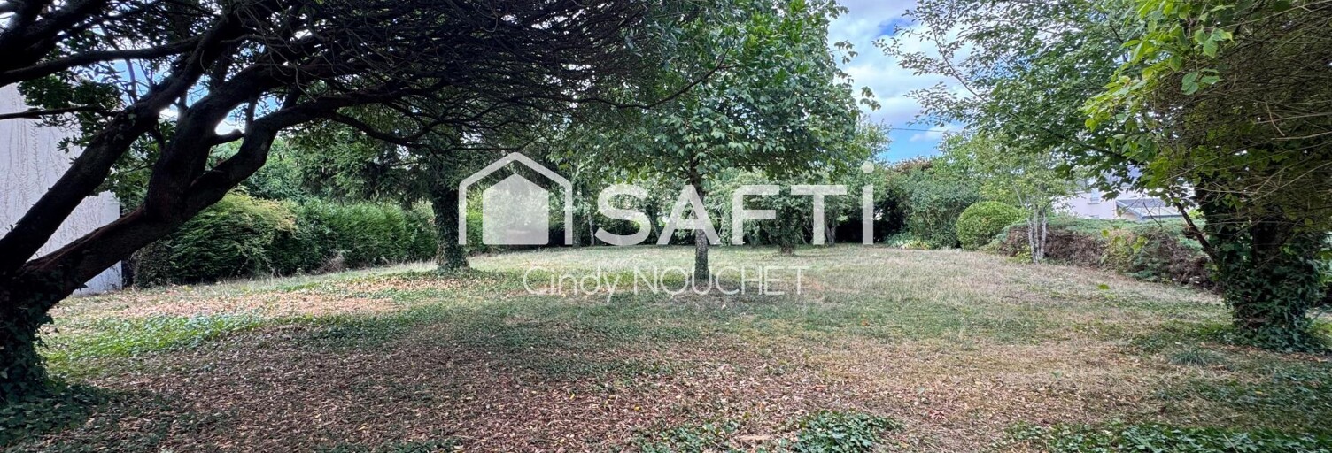 Terrain  1016 m² à vendre à Châtelain (53200)