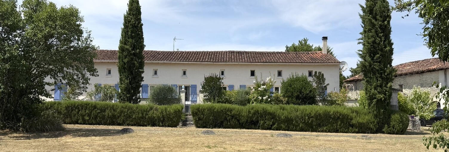 Maison 7 Pièces 180 m² à vendre à Saint-Romain (16210)