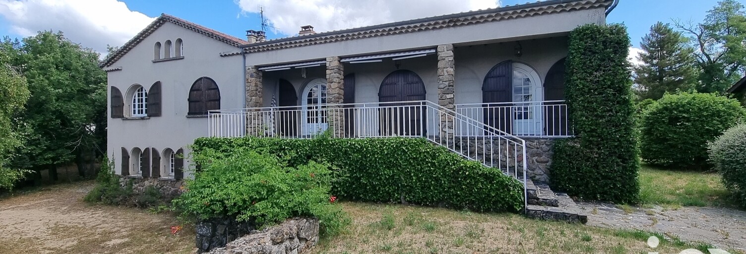 Maison 11 Pièces 216 m² à vendre à Saint-Clair (07430)