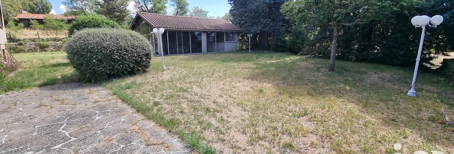 Maison 11 Pièces 216 m² à vendre à Saint-Clair (07430)