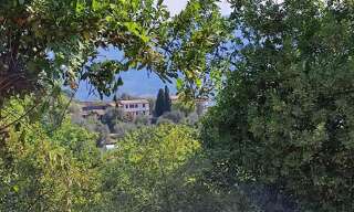 Terrain  1600 m² à vendre à Carros (06510)
