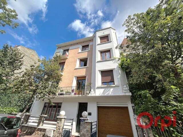 VICHY - QUARTIER FRANCE - T3 - 2 BALCONS - 112 m2 — photo du bien