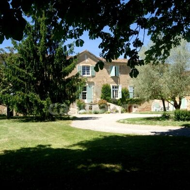 Maison 15 pièces 598000 €