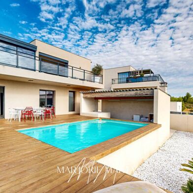 Maison 6 pièces 880600 €