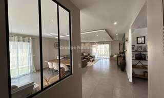 Maison 10 Pièces 272 m² à vendre à Salon-de-Provence (13300)