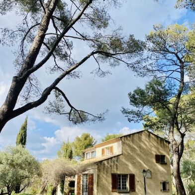 Maison 6 pièces 900000 €