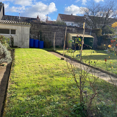 Maison 7 pièces 399900 €