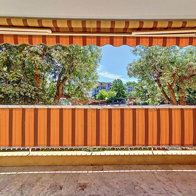 Appartement 1 pièces 130000 €