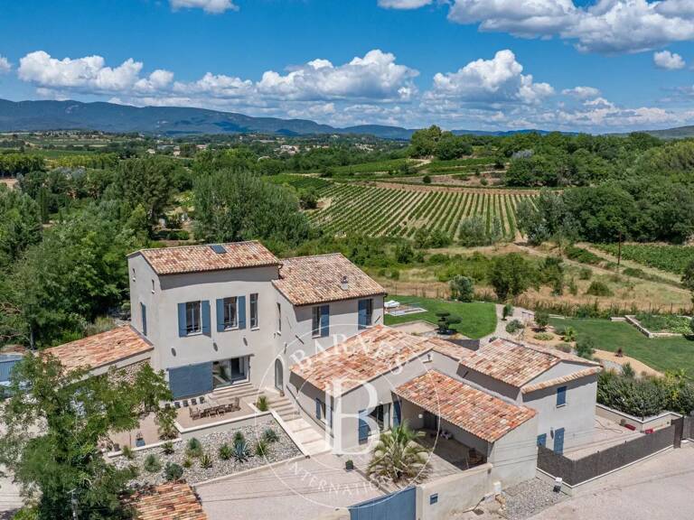LUBERON SUD – LA TOUR D’AIGUES – PROPRIÉTÉ RÉNOVÉE AVEC MAISON I — photo 1