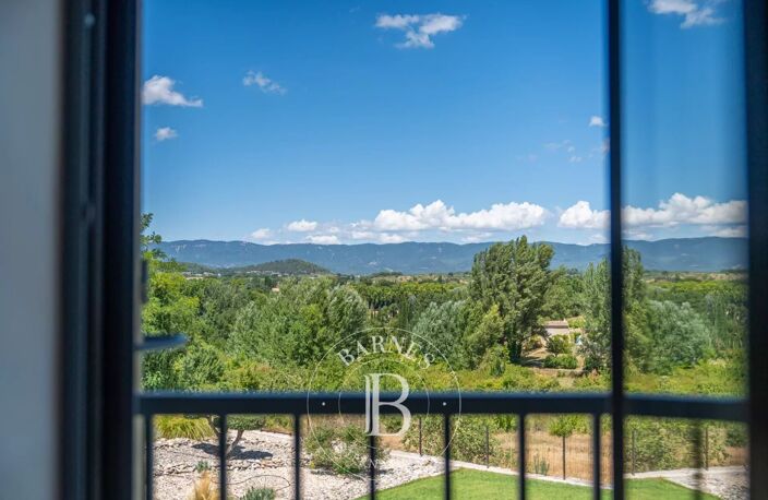 LUBERON SUD – LA TOUR D’AIGUES – PROPRIÉTÉ RÉNOVÉE AVEC MAISON I — photo 5