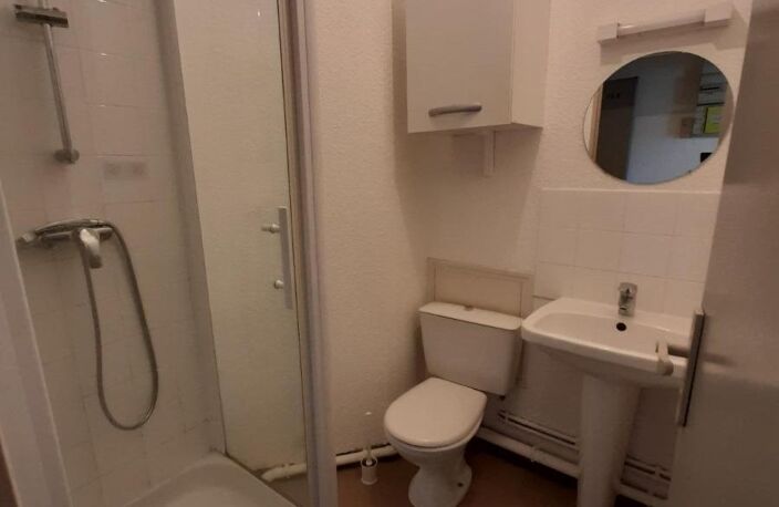 Location appartement 1 pièce 15 m² à Tours (37200) — photo 3