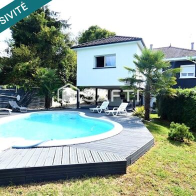 Maison 6 pièces 240000 €