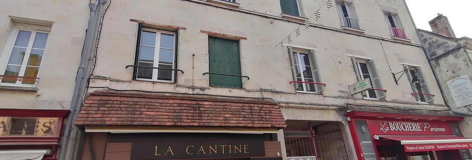 Immeuble  196 m² à vendre à La Chartre-sur-le-Loir (72340)