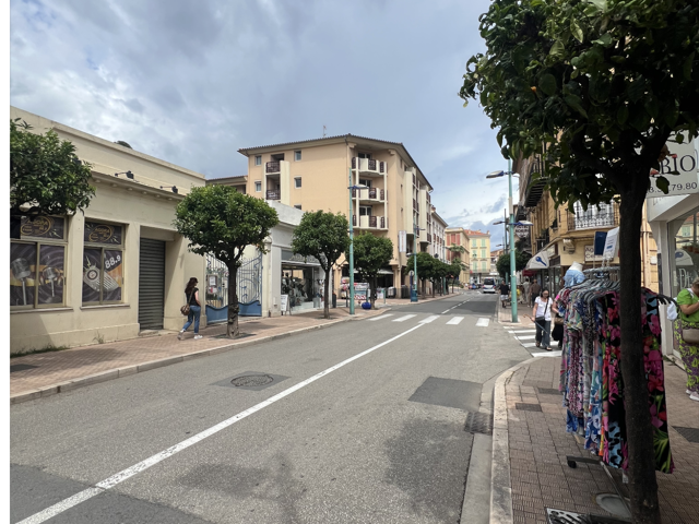 DROIT AU BAIL MENTON CENTRE VILLE — photo du bien