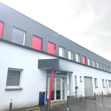 Commerce  575000 €