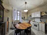 Immeuble mixte au centre-ville de St-Jean-de-Maurienne 73300 — photo 4