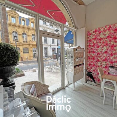 Commerce 2 pièces 800 €