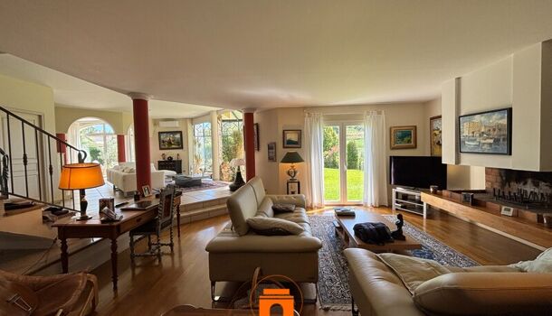 Villa / Maison 7 pièces  à vendre Montélimar 26200