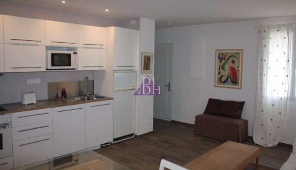 Appartement 3 pièces  à louer Hyères 83400