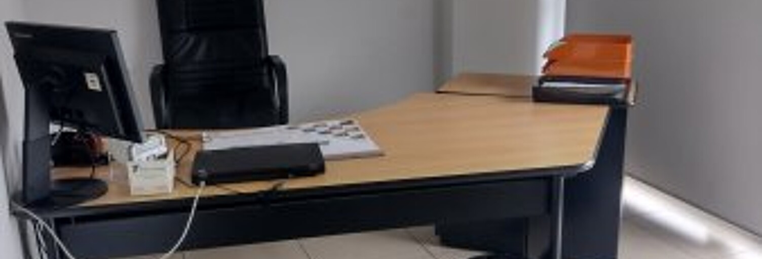 Commerce  350 m² à louer à Toulouges (66350)