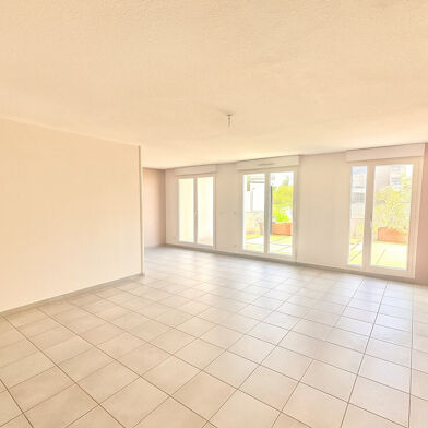 Appartement 4 pièces 280000 €