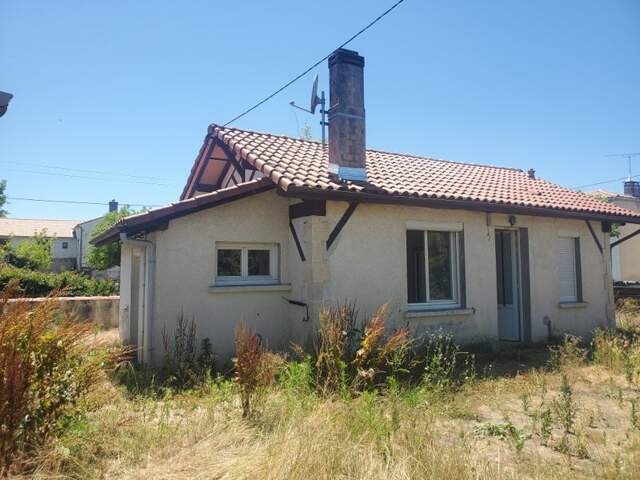 Maison de bourg de 3 pièces principales — photo du bien
