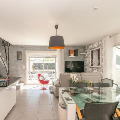 Maison 4 pièces 412700 €