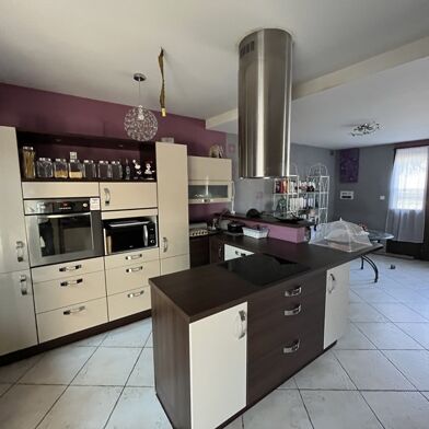 Maison 8 pièces 192240 €