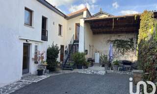 Maison 9 Pièces 156 m² à vendre à Pont-du-Château (63430)