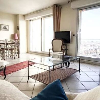 Appartement 3 pièces 730800 €