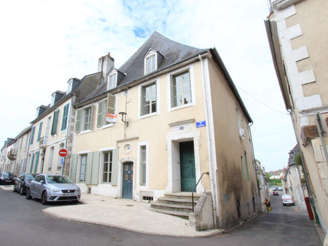 Proche centre-ville, très bel immeuble de rapport de 4 logem — photo du bien