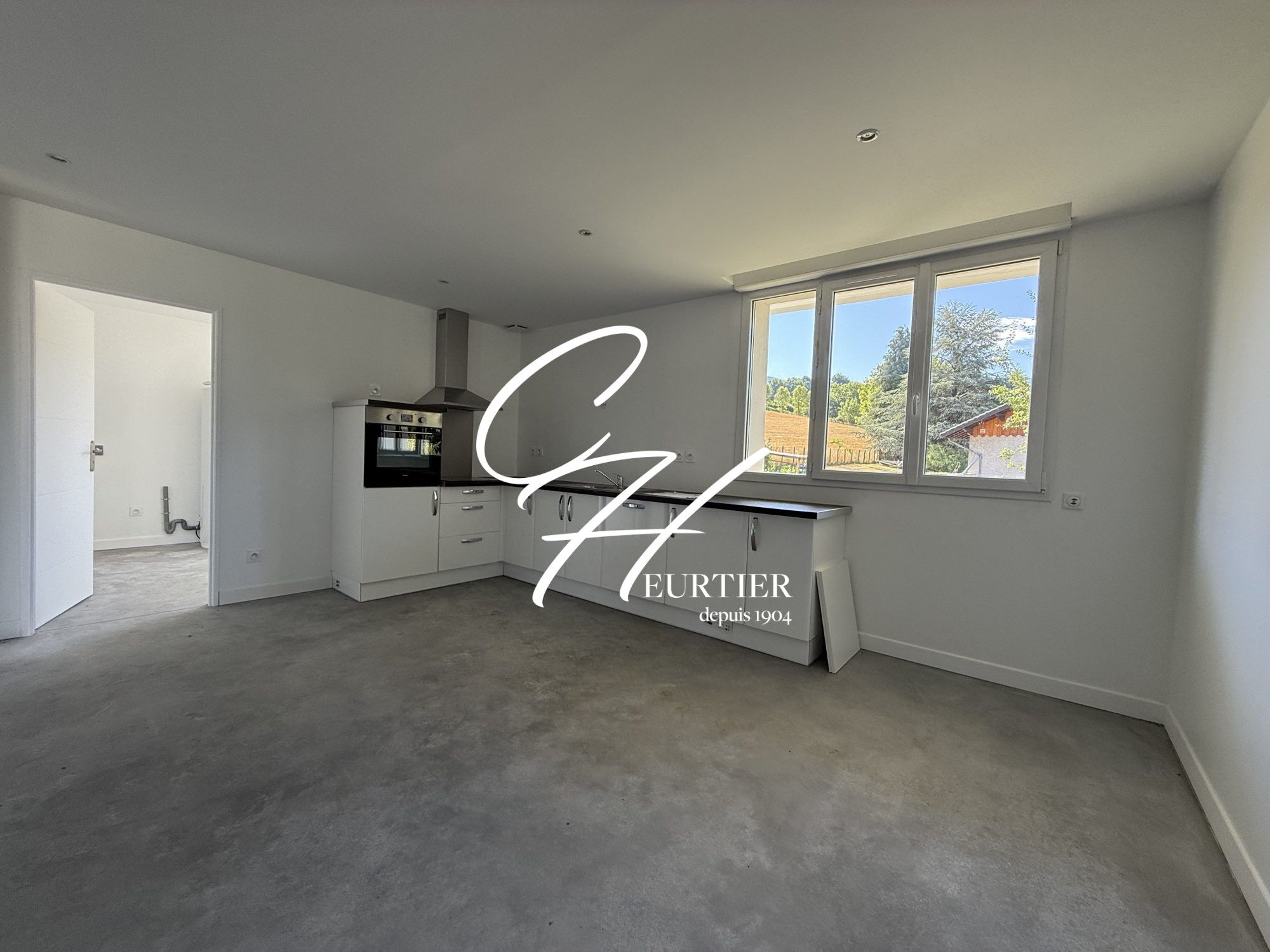 Appartement  T4 à louer Herbeys 38320