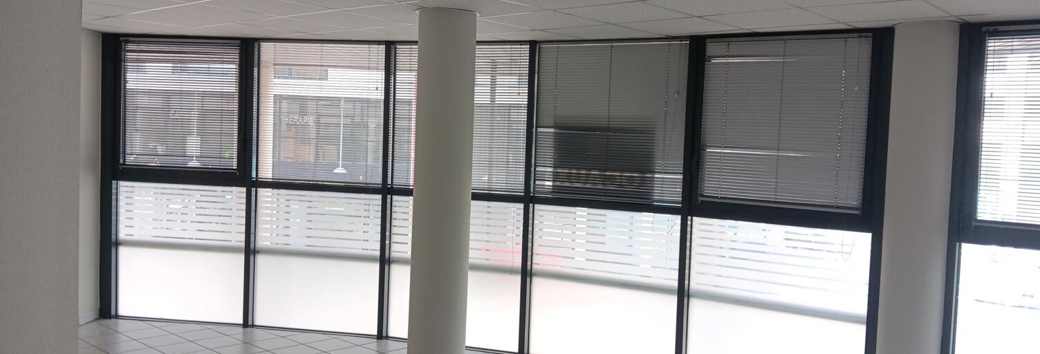Commerce  104 m² à louer à Rodez (12000)