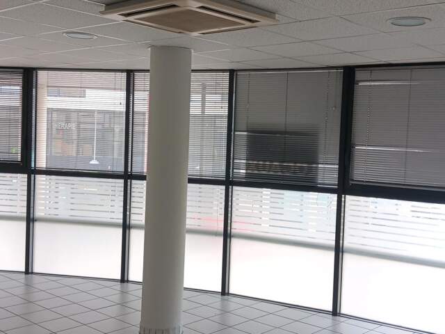 Local commercial; 1er - LOCATION LOCAL COMERCIAL RODEZ — photo du bien