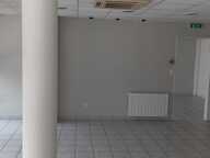 Local commercial; 1er - LOCATION LOCAL COMERCIAL RODEZ — photo 2