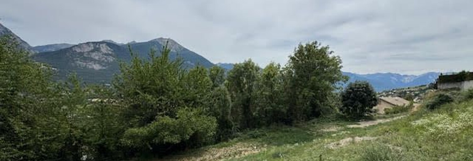 Terrain  3478 m² à vendre à Châteauroux-les-Alpes (05380)