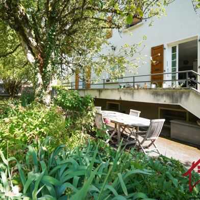 Maison 9 pièces 516000 €