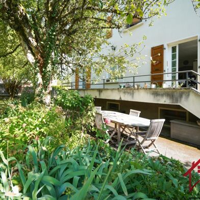 Maison 9 pièces 516000 €