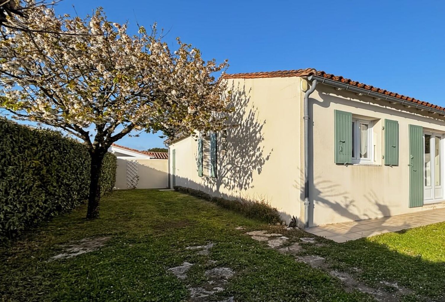 Maison en parfait état à proximité de la plage — photo 1
