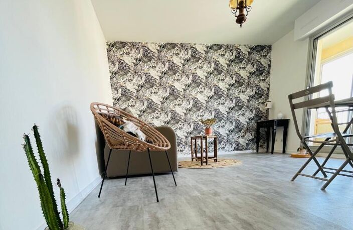 Appartement 2ème et dernier étage - résidence sécurisée — photo 2