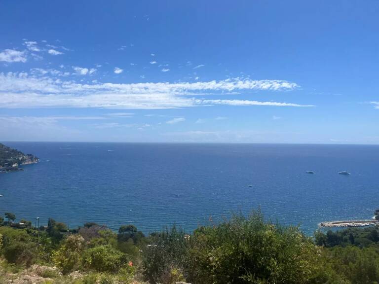 Eze bord de Mer, terrain avec permis de construire accordé — photo 1