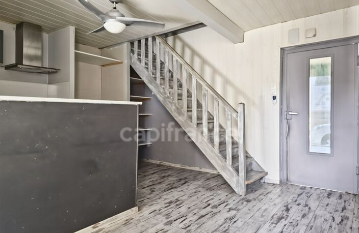 Ensemble immobilier - Local commercial, partie production et son habitation avec vue sur rivière — photo 3