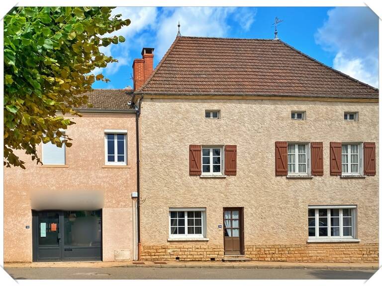 ENSEMBLE IMMOBILIER COMPRENANT  2 MAISONS DE VILLAGE SUR TERRAIN DE 2285 m² — photo 1