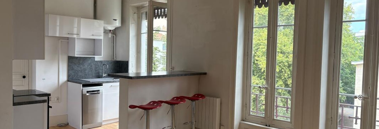 Appartement 1 Pièce 44 m² à vendre à Lyon 7 (69007)