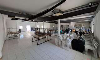 Commerce  242 m² à louer à Saint-Denis (97490)