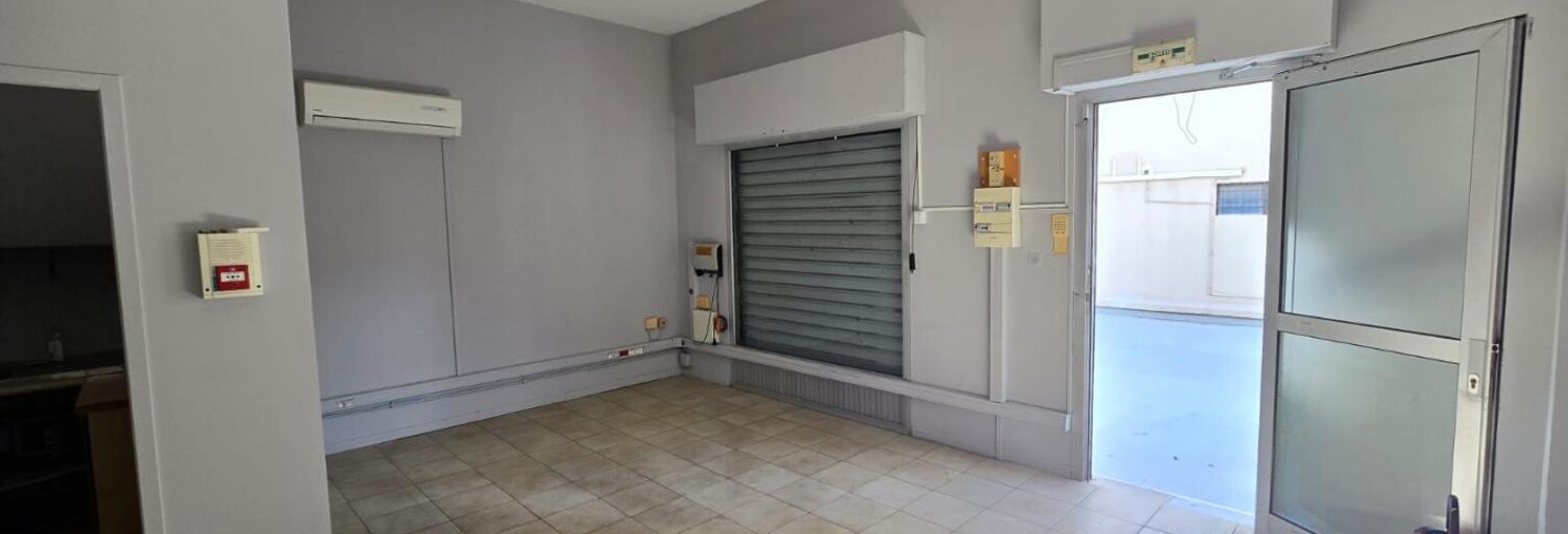 Commerce  27 m² à louer à Saint-Paul (97434)