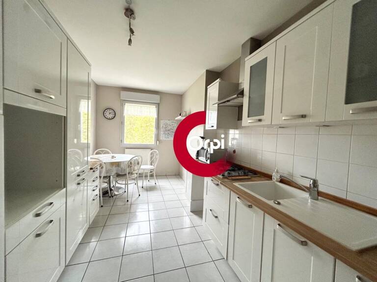 Appartement T4 à  vendre à 5 minutes du centre ville — photo 1